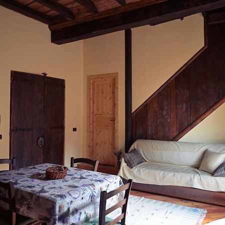 Hotel La Casa Del Castellano à Cinzano Extérieur photo