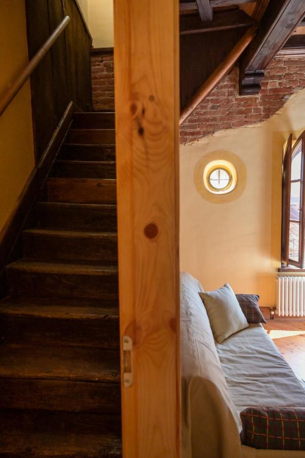 Hotel La Casa Del Castellano à Cinzano Extérieur photo